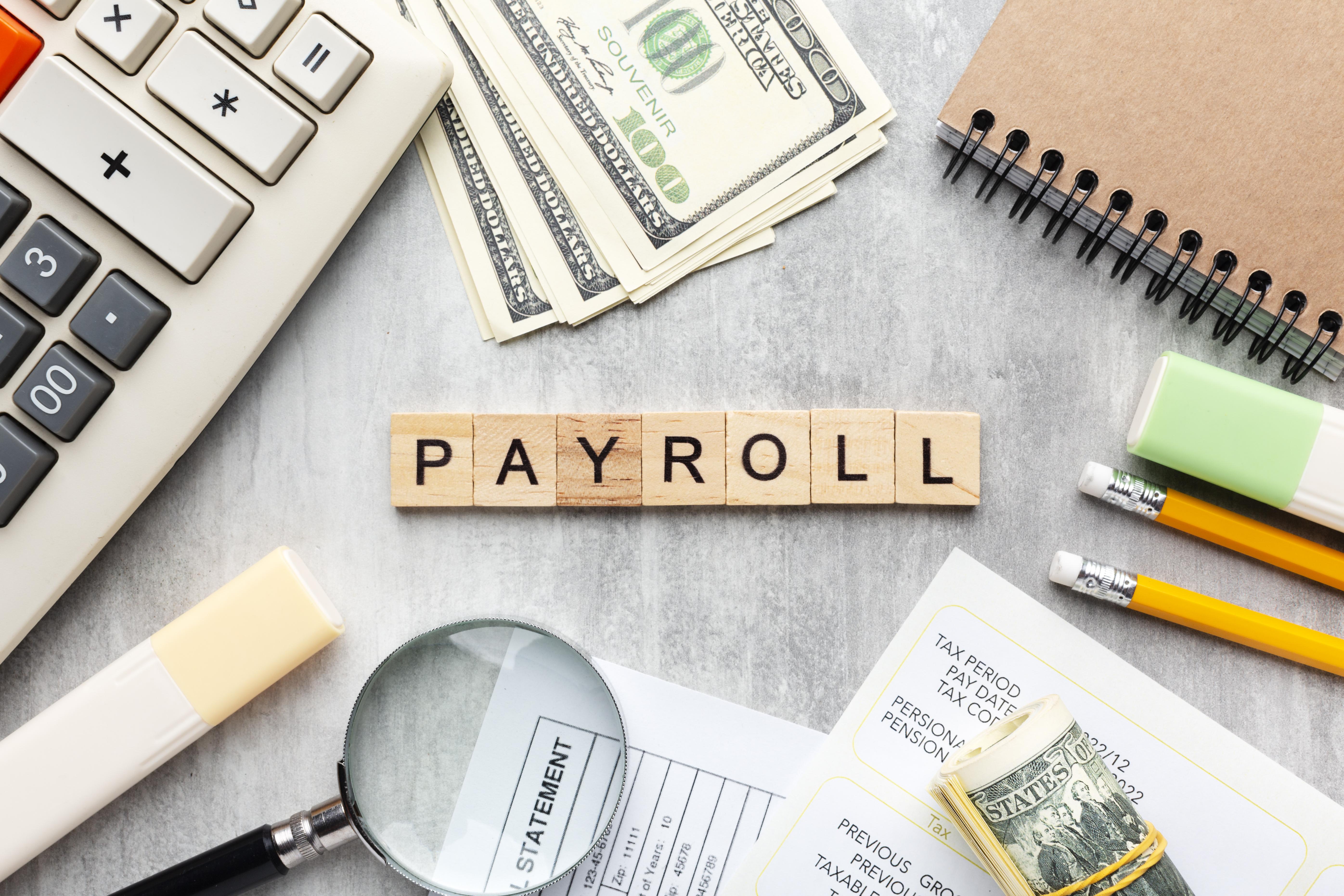 How Payroll and Scheduling Systems Work Together for Compliance